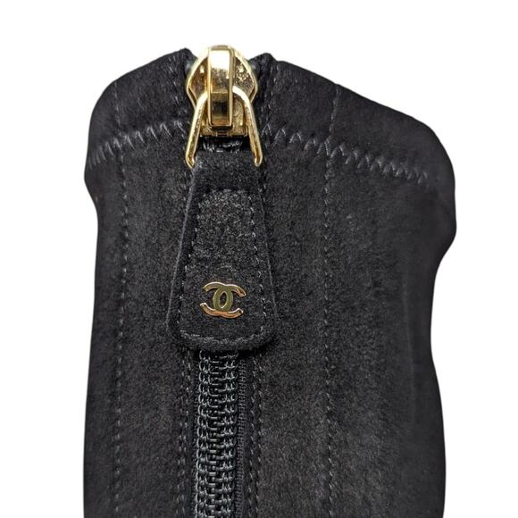 Chanel Stretch Suede High Heel Ankle Booties Black Interlocking CC Logo Gold 39 - Picture 2 of 10